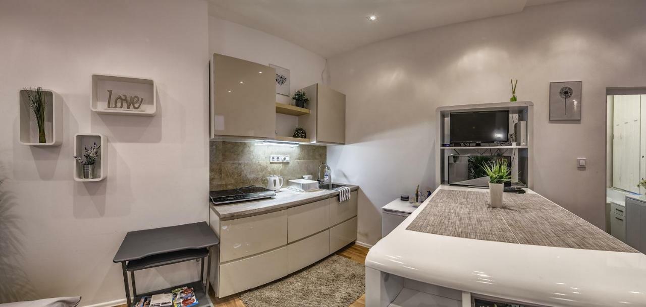 Diamond Apartman Near To Basilica Budapest Eksteriør billede