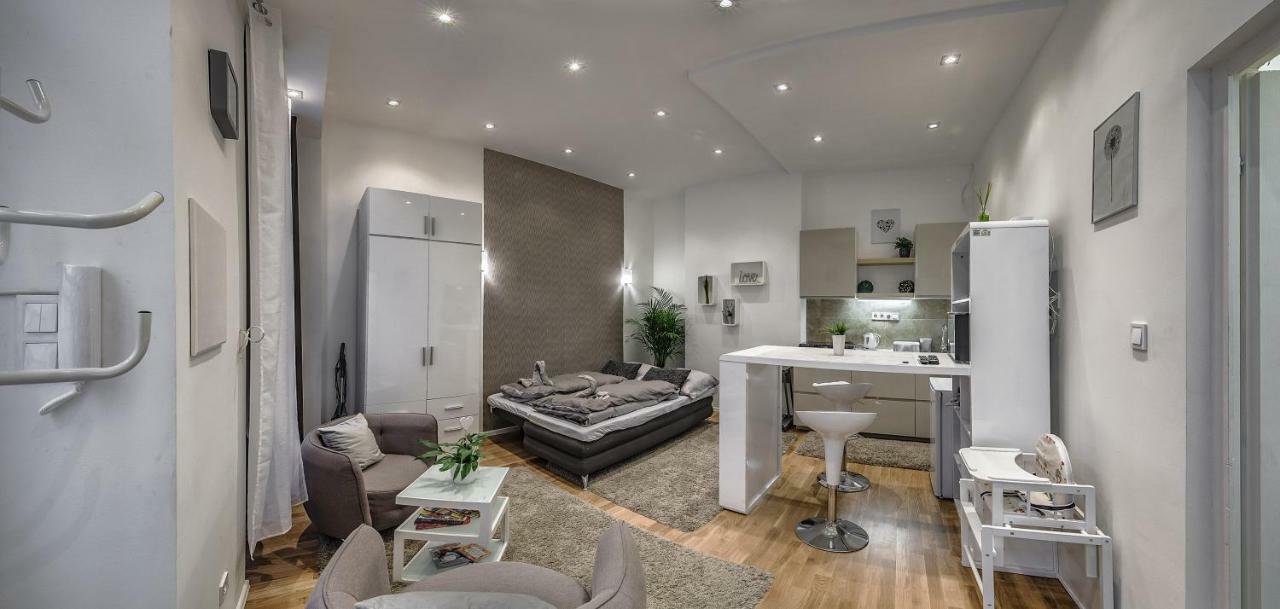 Diamond Apartman Near To Basilica Budapest Eksteriør billede
